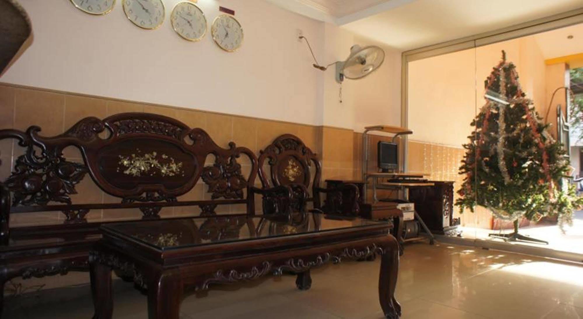 Elegant Inn Saigon Ho Chi Minh City Exterior photo