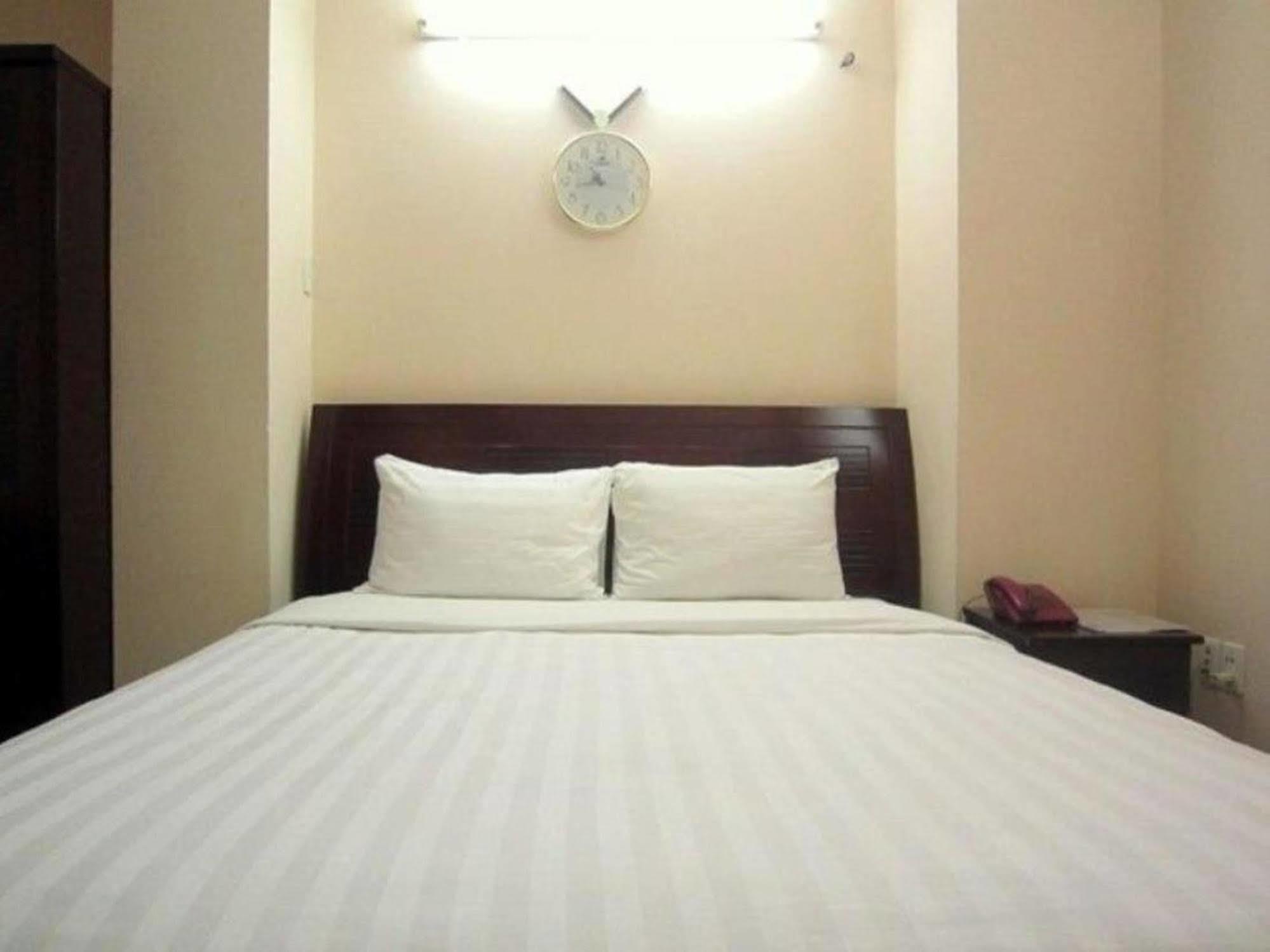 Elegant Inn Saigon Ho Chi Minh City Exterior photo